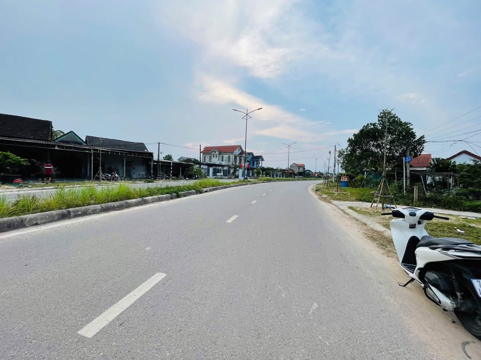 Đất Mặt Tiền Trưng Nữ Vương, Huế - 116m² Kinh Doanh Sầm Uất, Giá 2.2 Tỷ