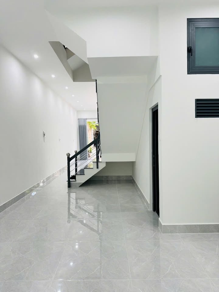 Cho thuê nhà MT Võ Trường Toản, P9, Vũng Tàu - Kinh doanh/Ở