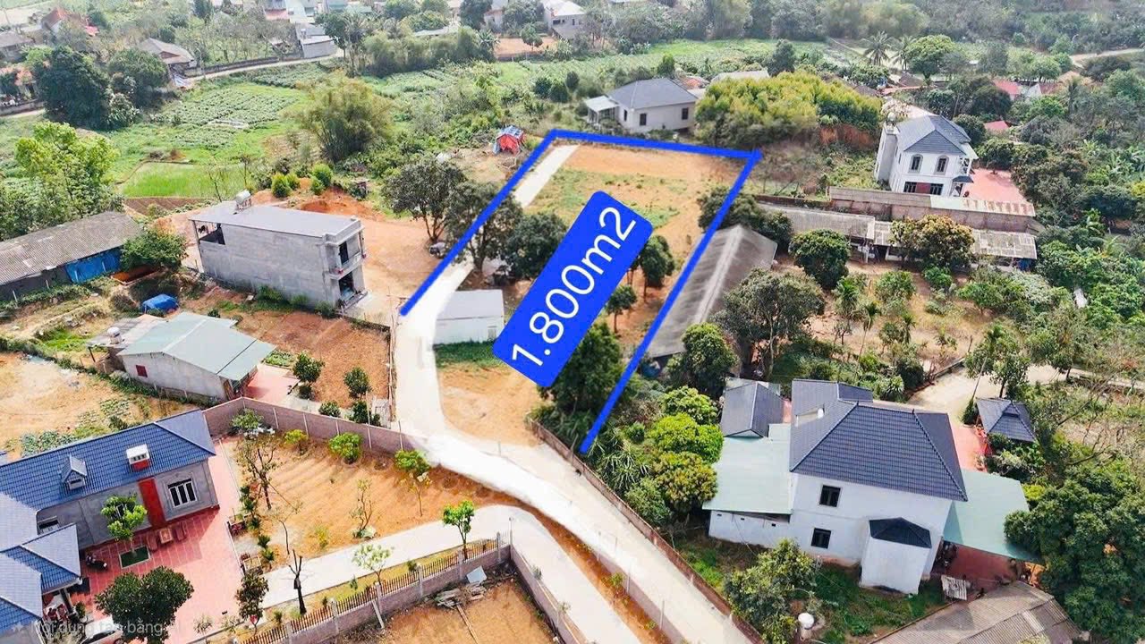 Đất nền Hồ Sơn Tam Đảo 1800m² - Mặt tiền 70m, Sổ đỏ chính chủ!