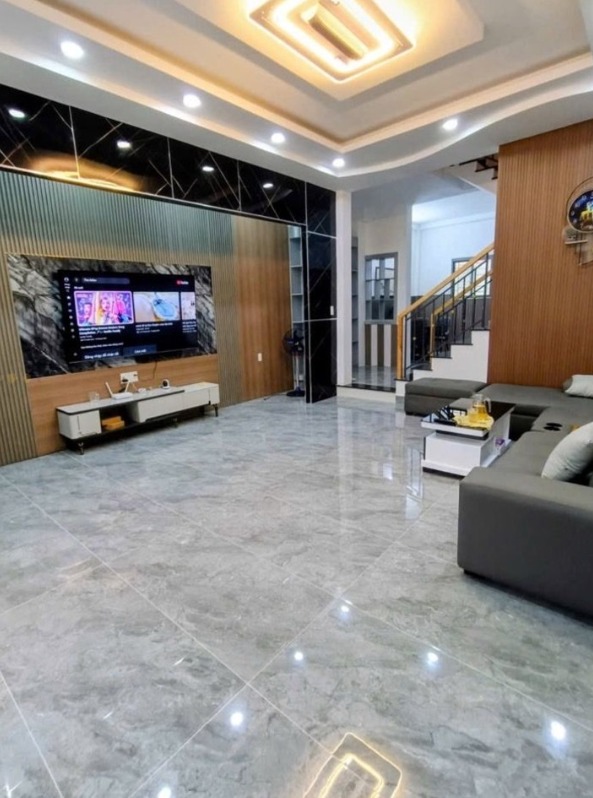 Nhà 3 Tầng Tô Ngọc Vân Thủ Đức 88m² giá 5.8 Tỷ - Ô Tô Vào Tận Nhà!