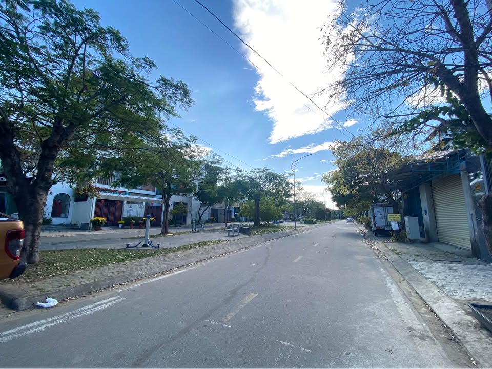 Đất nền Bàu Cả 100m² - Hướng Nam, View Công Viên Lớn - Giá 3 Tỷ