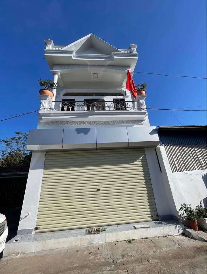 Nhà Riêng Quán Triều 78m² - Ô tô vào tận nhà, hơn 3 tỷ!