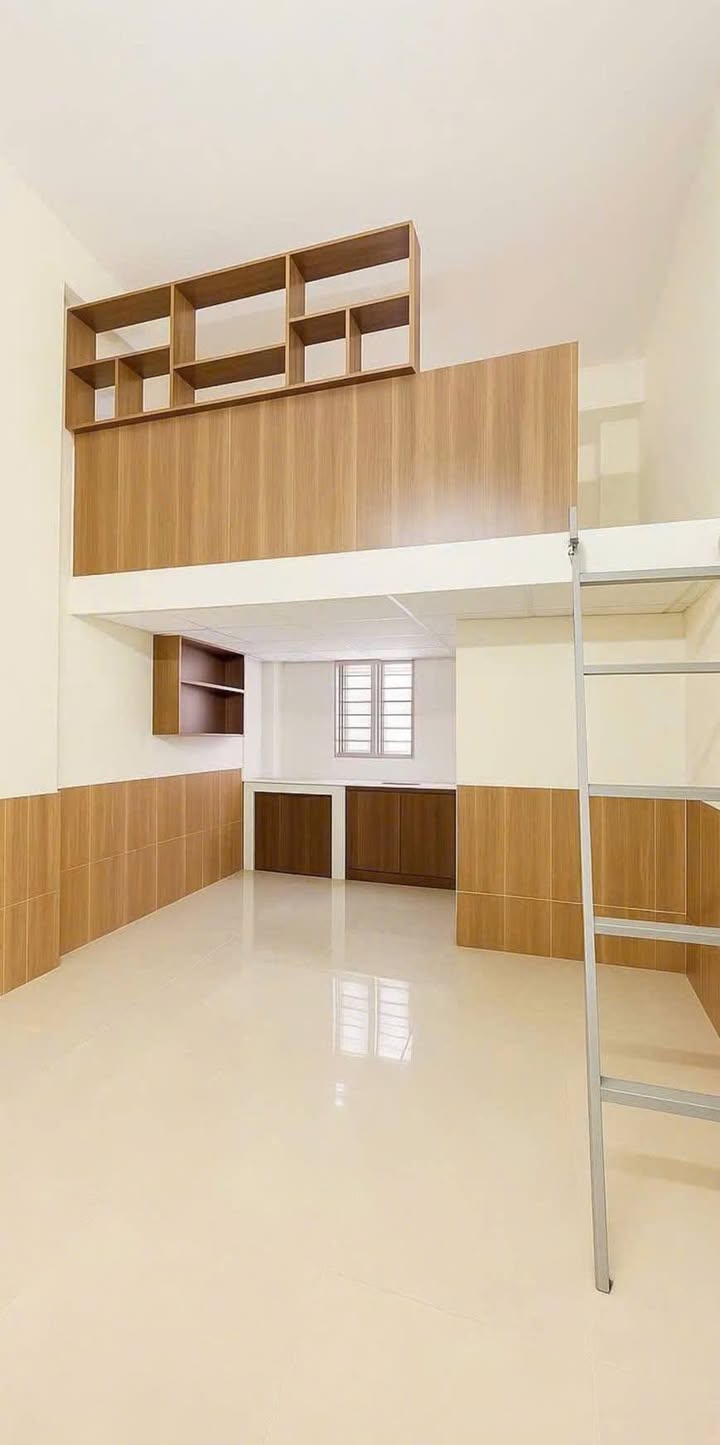 Nhà Cho Thuê 3.2 Triệu Lê Văn Lương Q7 - 3-4 Người Ở Thoải Mái