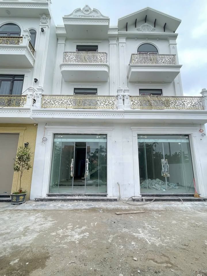 Nhà 3 tầng An Dương 60m² - Full nội thất, sẵn sàng ở ngay!