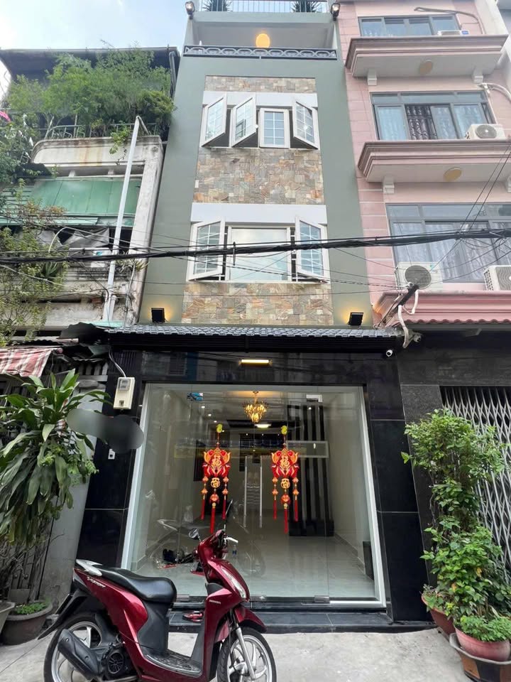 Nhà Hẻm Xe Tải Nguyễn Tri Phương Q10 - 48m² - Kinh Doanh Đa Ngành - 13.9 Tỷ