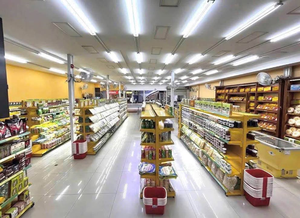 Mặt tiền Nguyễn Thiện Thuật Nha Trang 220m² - Vị trí đắc địa