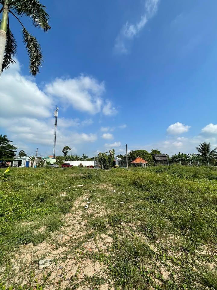 Bán Đất Vườn 876m² Tân Phú Trung Củ Chi - Sổ Đỏ, Gần TP.HCM