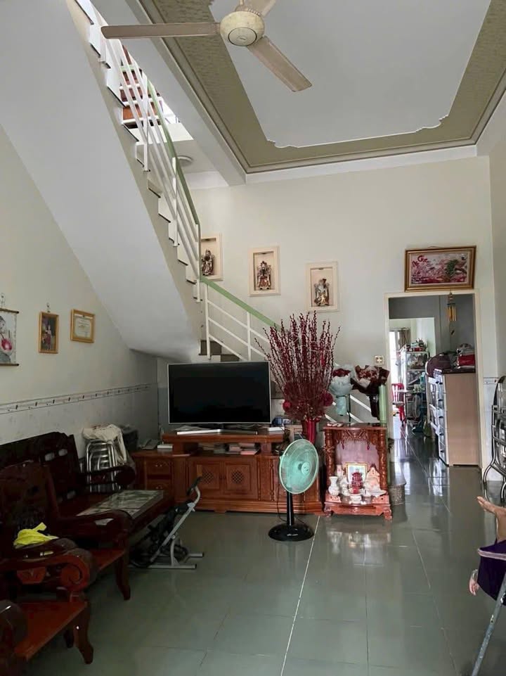 Nhà trệt lầu KDC Hưng Phú 1, Cái Răng 72m² - Sổ hồng sẵn!