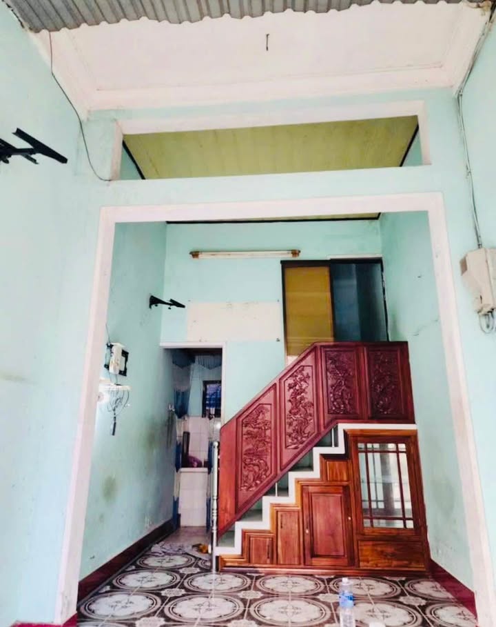 Nhà Phố Bạch Đằng, Quy Nhơn 18.4m² - Mặt tiền kinh doanh đắc địa!