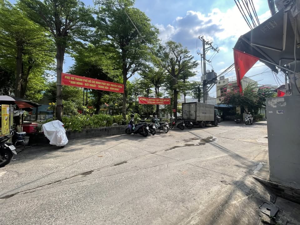 Nhà Phố Mặt Tiền 69m² view Công Viên - Tân Phú, TP.HCM - Giá 8.7 Tỷ