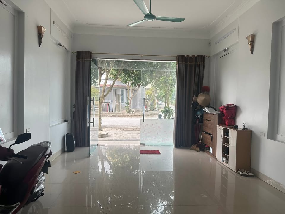 Bán Nhà 2.5 Tầng Đường Đặng Thái Thân, Lào Cai - 100m², 2.5 Tỷ