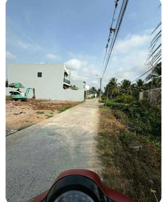 Đất nền Mỹ Tho 174m² giá 1.1 tỷ - Sổ đỏ chính chủ sẵn sàng!