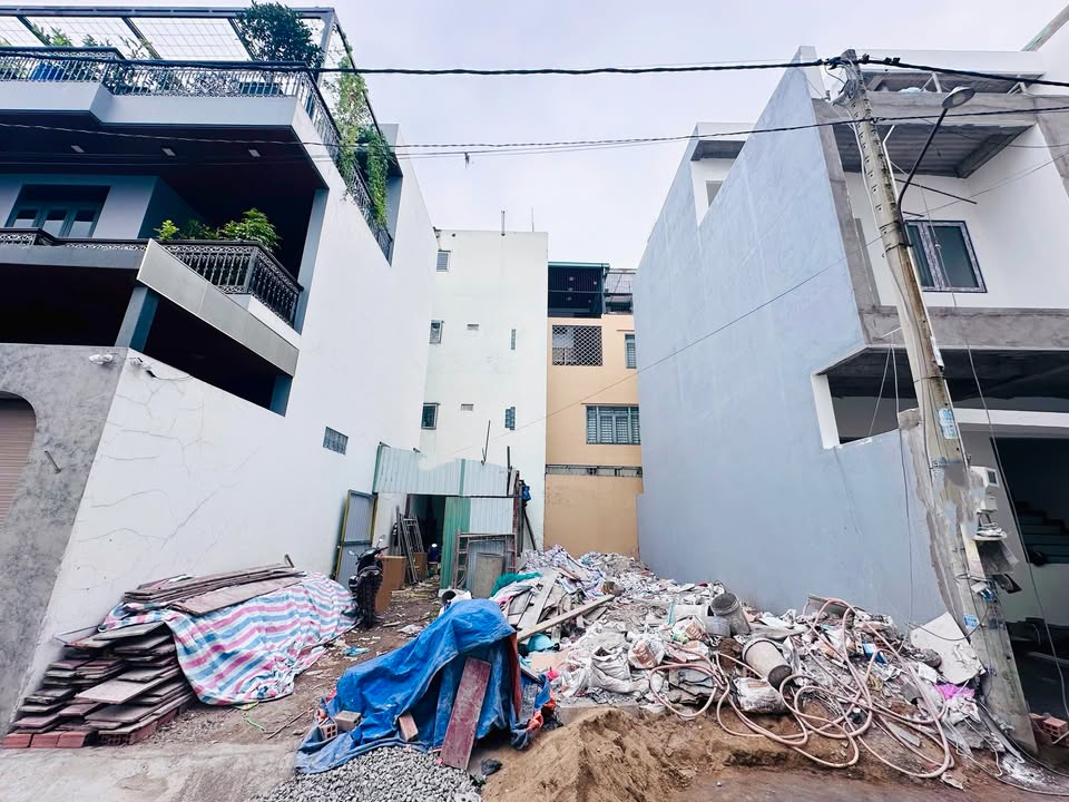 Đất Full Thổ Cư 90.3m² - Ngang 7.63m, Sổ Hồng Riêng, Gần Phạm Văn Đồng