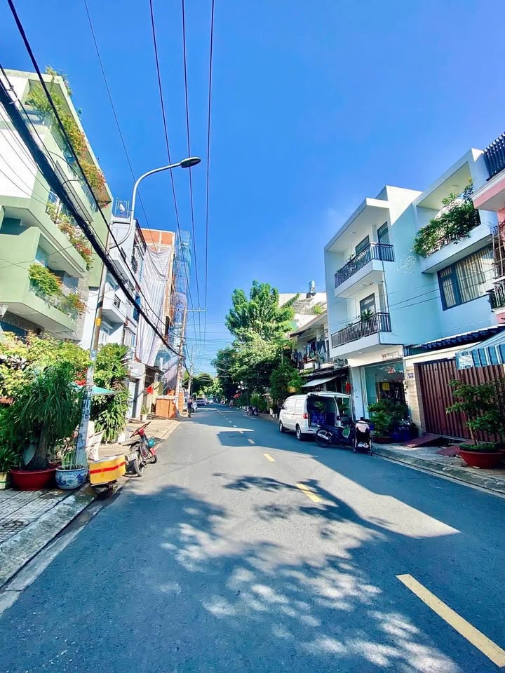 Nhà Phố Mặt Tiền KD Lê Lộ, Tân Phú - 80m², 2 Tầng, Sổ Hồng