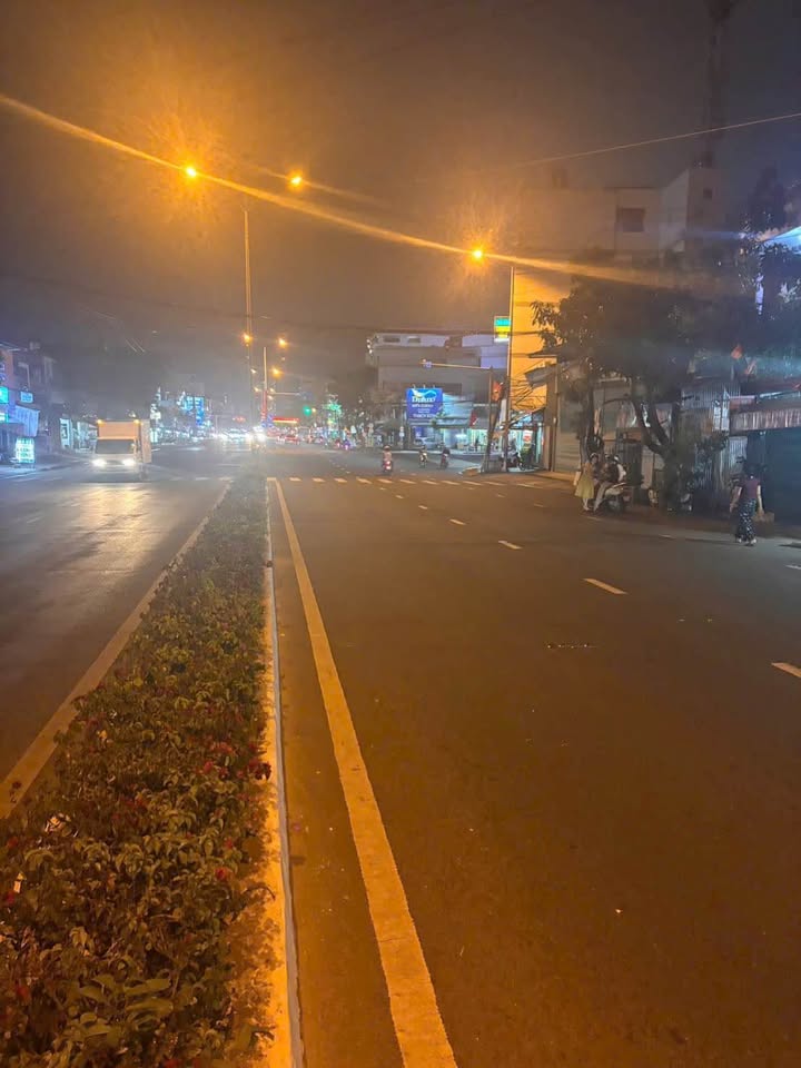 Nhà mặt tiền Đường 2/4 Nha Trang 88m² - Mặt tiền kinh doanh đắc địa!