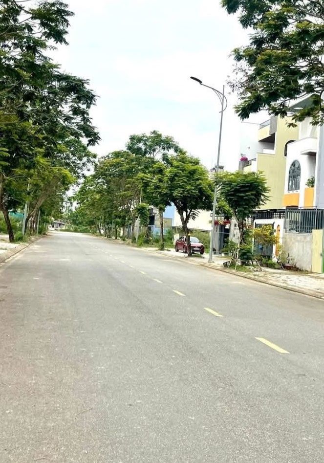 Đất Nền Mặt Tiền Lý Thái Tổ - KDC Lê Quý Đôn, Quảng Ngãi - 100m² - Giá Đầu Tư 2.1 Tỷ