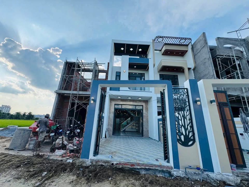 Nhà Xã Long Hậu Cần Giuộc 103m² - Mẫu Nhà Hiện Đại, Sẵn Sàng Ở Ngay!