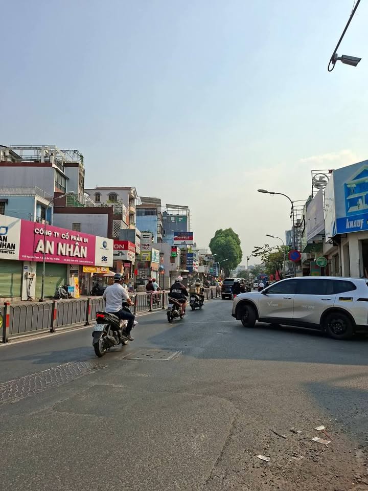 Nhà Mặt Tiền Nguyễn Kiệm Gò Vấp 155m² - Kinh Doanh Sầm Uất Giá 14 Tỷ