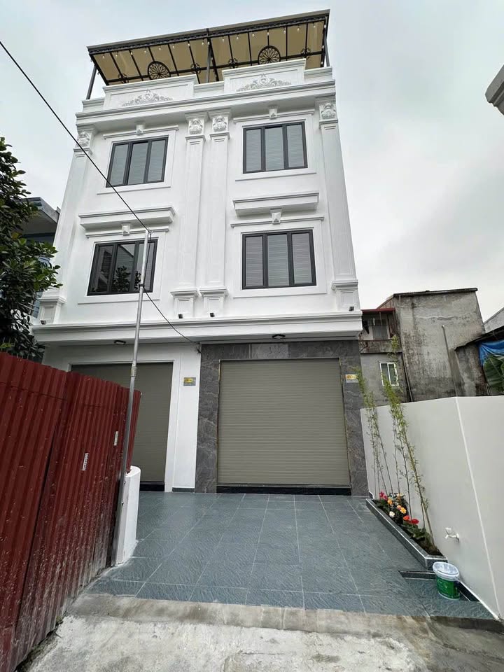 Nhà Riêng Lê Chân 40m² giá 4.1 tỷ - Vị trí đẹp gần Hồ Sen, Chợ Hàng!