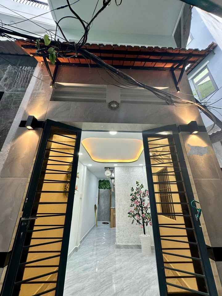 Nhà 3 Tầng 2.55 Tỷ Hẻm Xe Ba Gác Tạ Quang Bửu, P8, Q8 - Sổ Hồng Riêng
