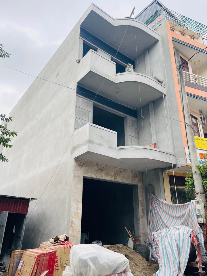 Nhà Riêng Phường Tiền Phong 57m² - Giá tốt, ô tô vào tận nhà!