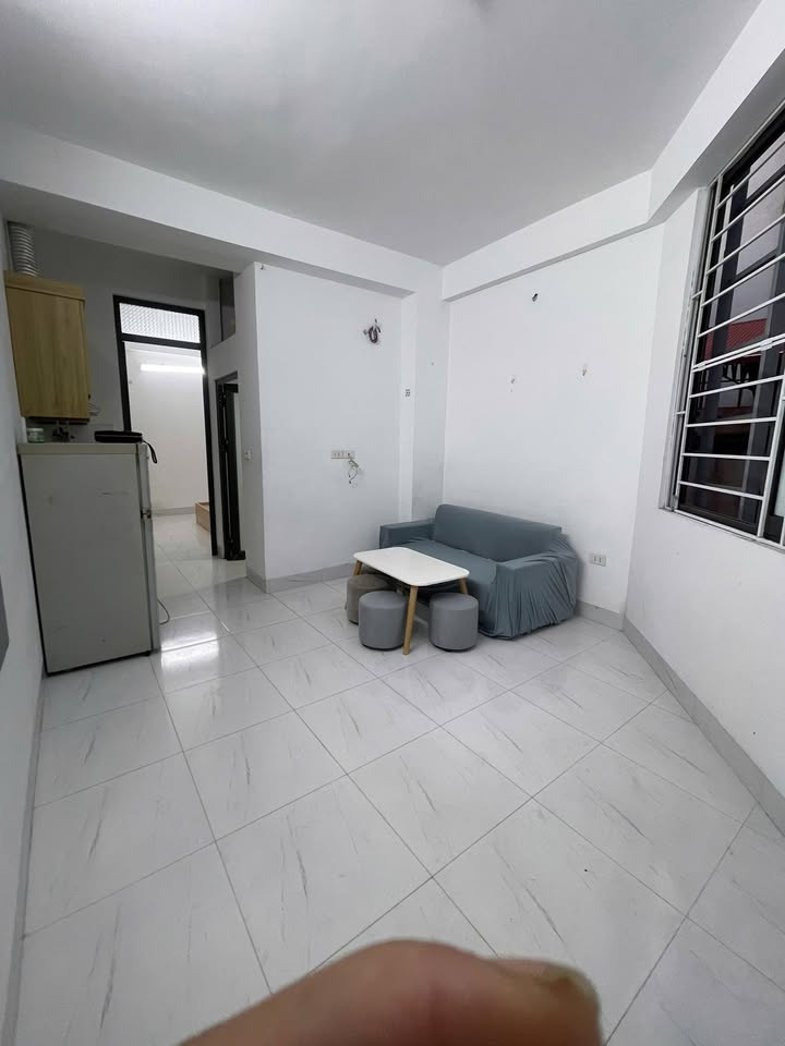 Cho thuê căn hộ 1N1K 40m² Cầu Giấy - Full nội thất, giá 5.8 triệu