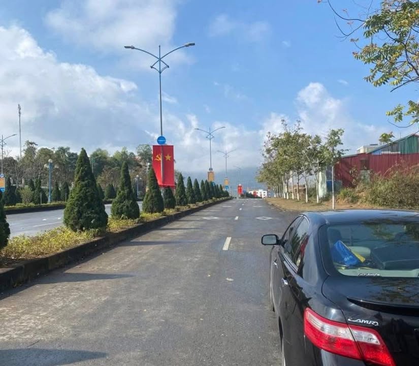 Đất nền Lai Châu 168m² - Mặt tiền 12m đường 58m, đối diện Bộ Chỉ huy Quân sự