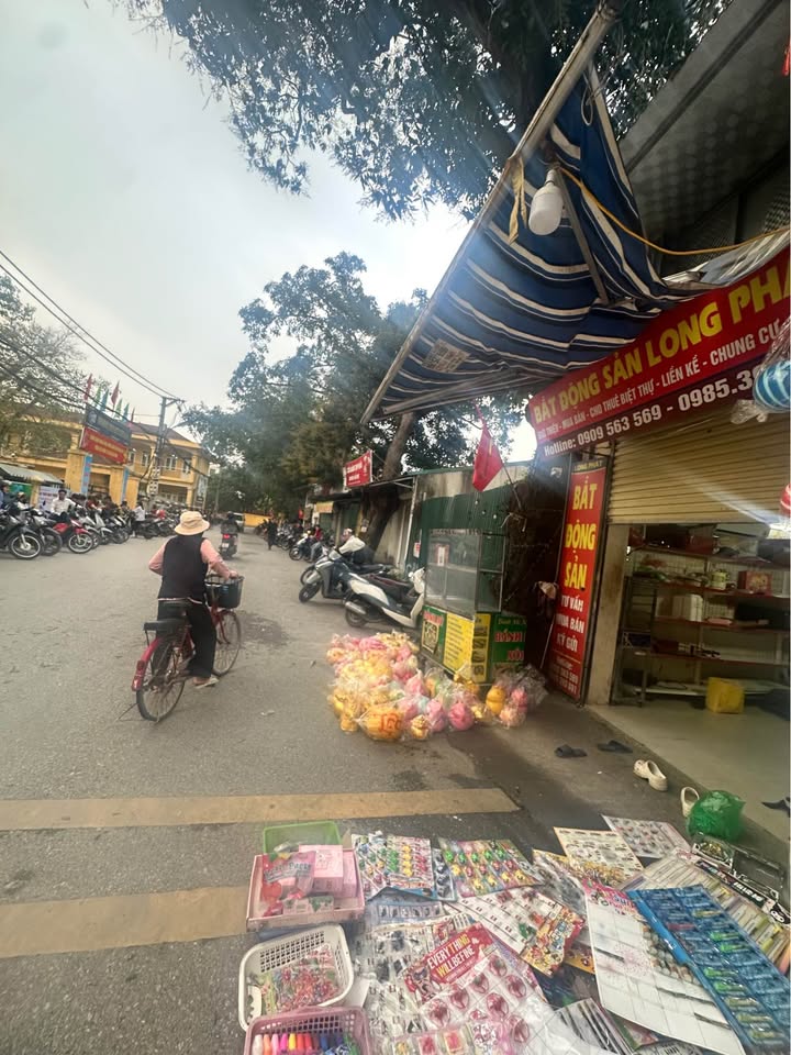 Nhà Phố Hữu Hòa, Hà Đông 35m² chỉ 1 tỷ - Mặt tiền kinh doanh!