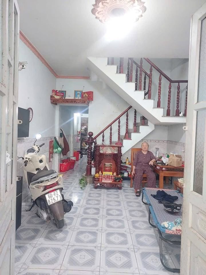 Nhà riêng Tân Đông Hiệp Dĩ An 50m² giá 1.69 tỷ - Ô tô vào tận nhà!