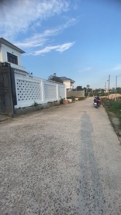 Đất nền biệt thự hướng Bắc, 300m² ngay sân Mỹ - Đơn Dương, giá 3.6 tỷ