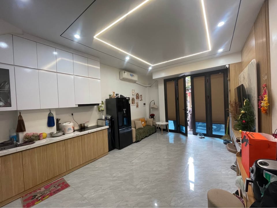 Nhà riêng Hà Đông 36m² giá 7 tỷ - Full nội thất, Sổ hồng sẵn!