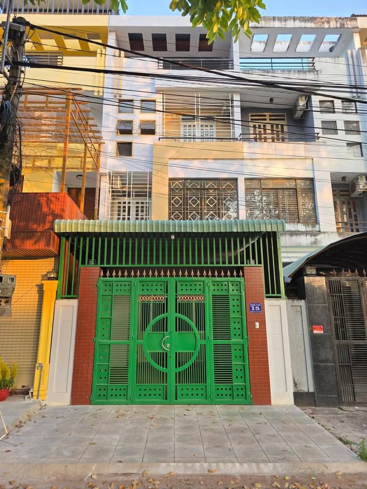 Nhà phố Bình Chánh 125m² – Sổ hồng riêng, pháp lý rõ ràng!