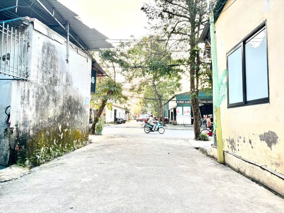 Bán nhà Phường Bến Thủy 76m² giá 3.3 tỷ - Chính chủ bán, vị trí đẹp!