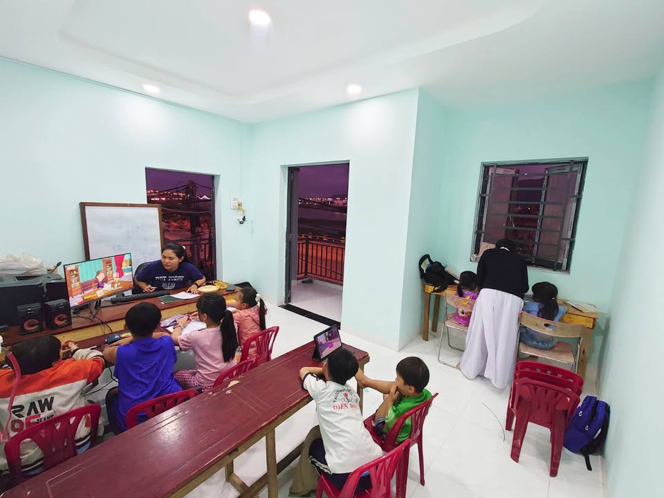 Không gian dạy học Diên Khánh từ 800 nghìn - Sẵn sàng làm việc!