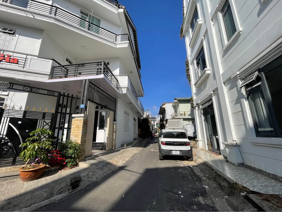 Đất nền Hoàng Diệu Đà Lạt 102m² - Sổ đỏ, Xây dựng tự do!