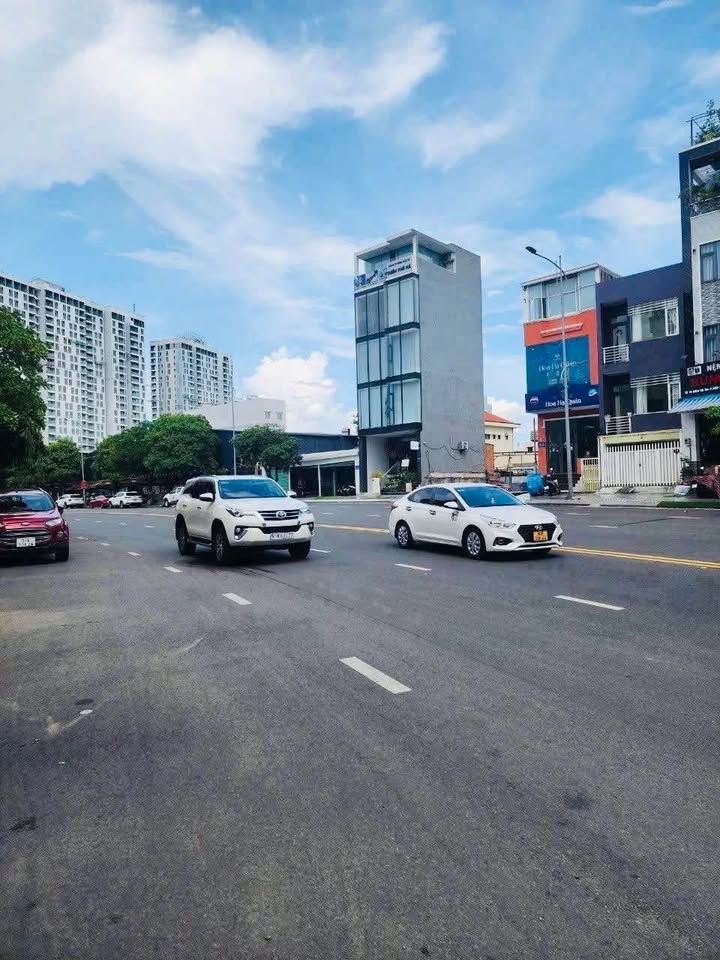 Nhà Mặt Tiền Vạn Phúc City 60m² - Kinh Doanh Đắc Lợi, Dòng Tiền 17 Triệu/Tháng