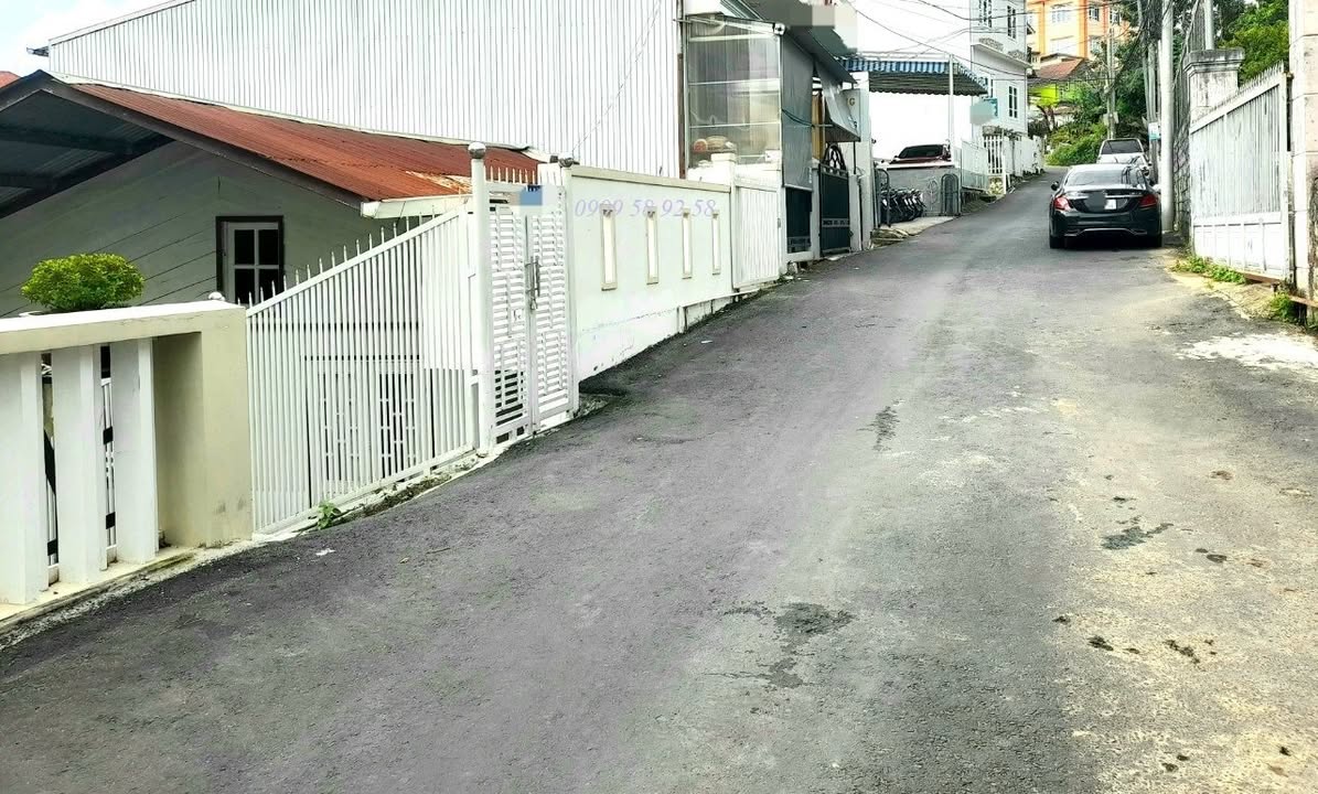 Nhà Phường Xuân An Đà Lạt 60m² - Sổ Hồng Full Thổ Cư, View Công Viên