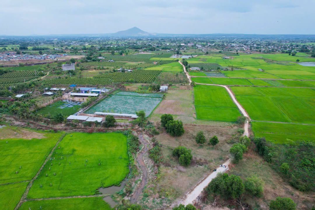 Đất Vườn Nghỉ Dưỡng View Suối 844m² Gần Biển Phan Thiết - Giá 3.1 Tỷ