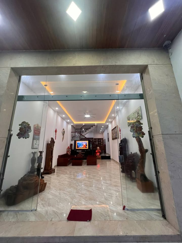 Nhà phố Lê Văn Hiến, Đà Nẵng 73m² - Mặt tiền kinh doanh đắc địa!