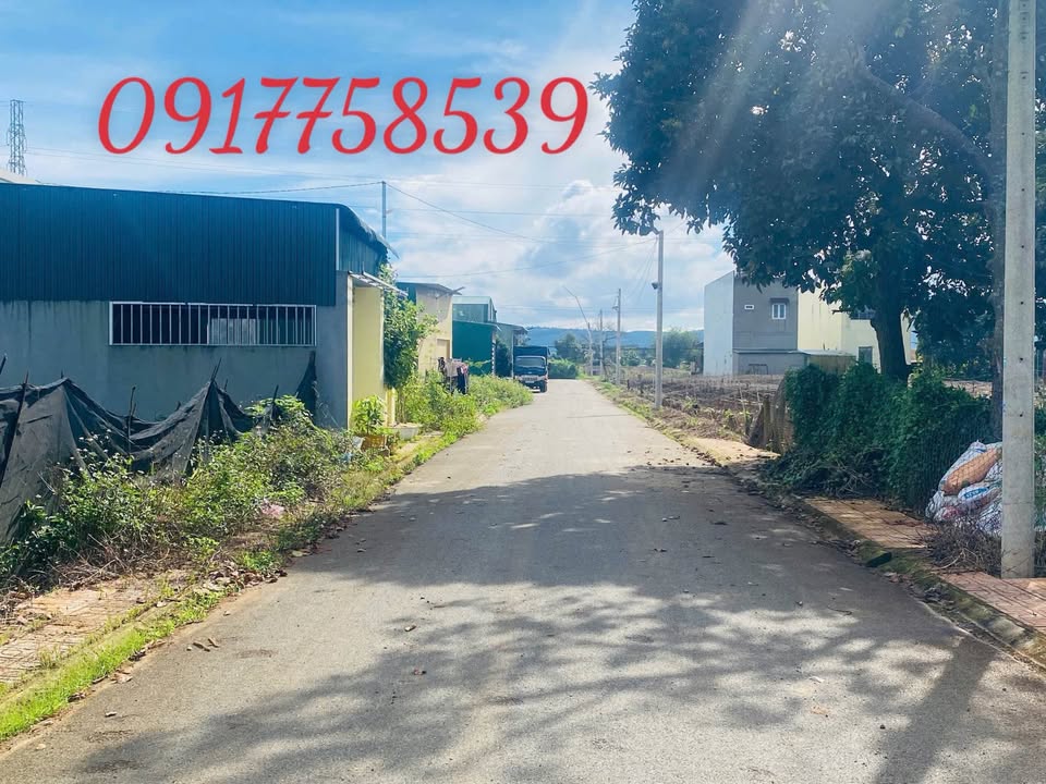 Đất nền Đức Trọng 114m² - Sổ đỏ chính chủ, đường ô tô thoải mái!