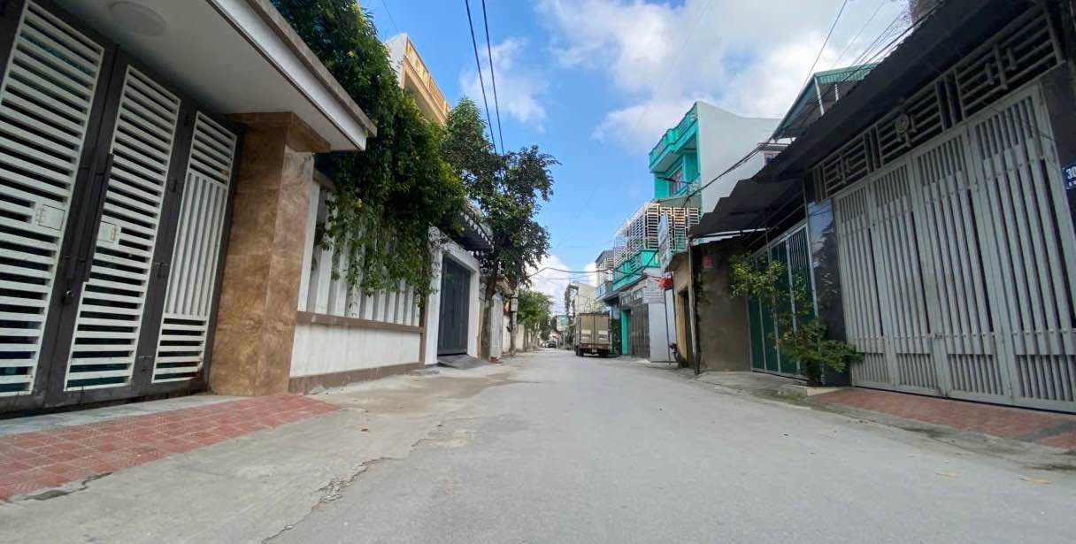 Bán Đất Vàng Phường Đông Hương 202.3m² - Gần Chợ, Chung cư, Đại lộ Lê Lợi