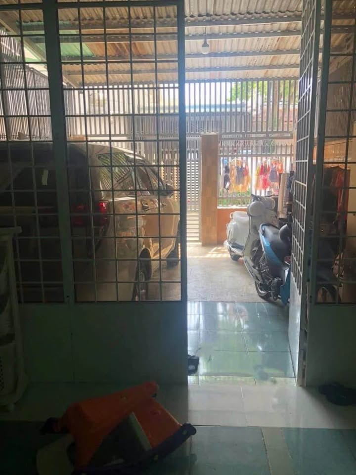 Nhà Hẻm 102 Nguyễn Tất Thành, BMT - 90m² Thổ Cư, Giá 4 Tỷ