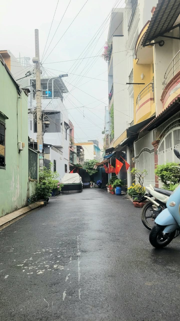 Nhà Hẻm Xe Hơi Chế Lan Viên, Tân Phú 62m² 6 Tỷ Hơn - Ô Tô Vào Tận Nhà!