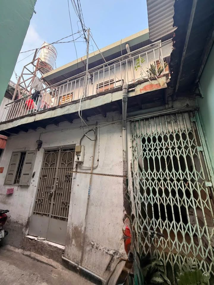 Nhà hẻm Tân Phú 50m² giá 3.2 tỷ - Giá tốt hiếm có!