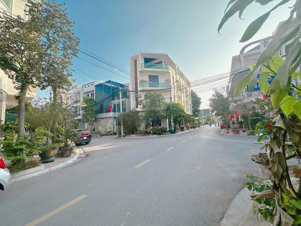 Bán đất nền trục chính Hoàng Quy, Việt Trì 90m² - Sổ đỏ sẵn sàng