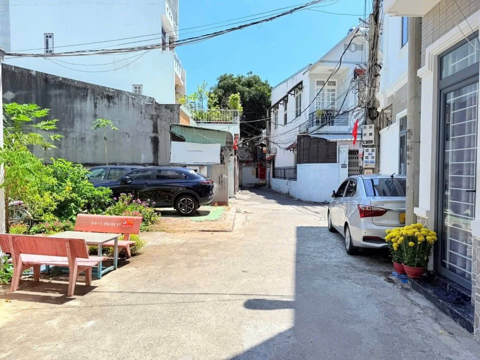 Nhà Riêng P.7 Vũng Tàu 50m² - Hẻm Ô Tô Tận Nơi, Sẵn Sàng Ở Ngay!