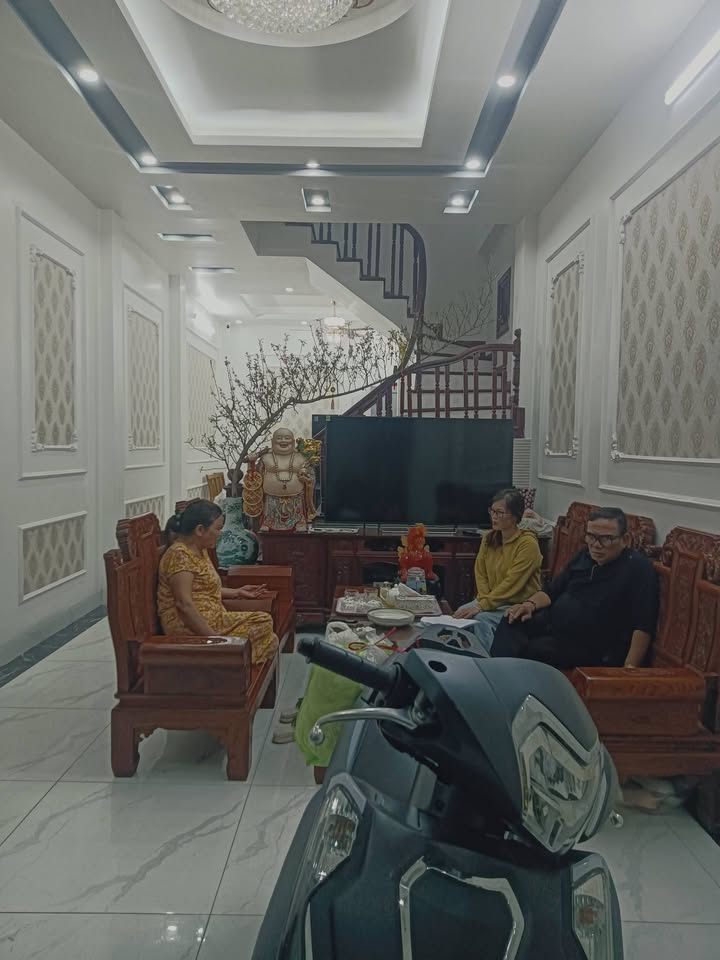 Nhà riêng Phố Hoàng Mai 55m² - Full nội thất, sẵn sàng ở ngay!