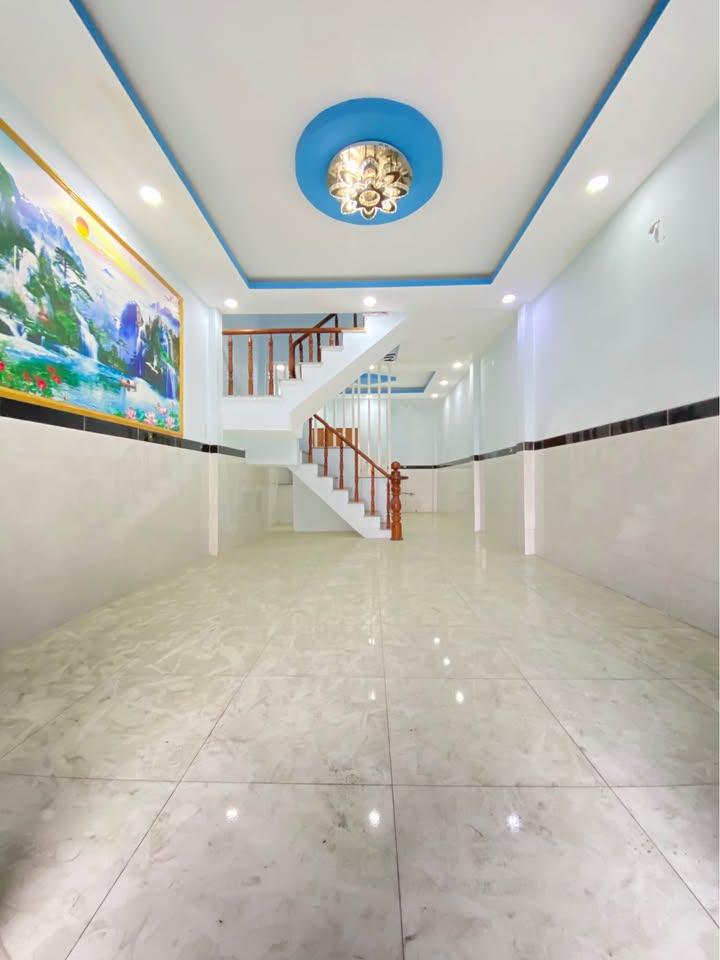 Bán nhà Hóc Môn 56m² giá 1.95 tỷ - Sẵn sàng ở ngay!