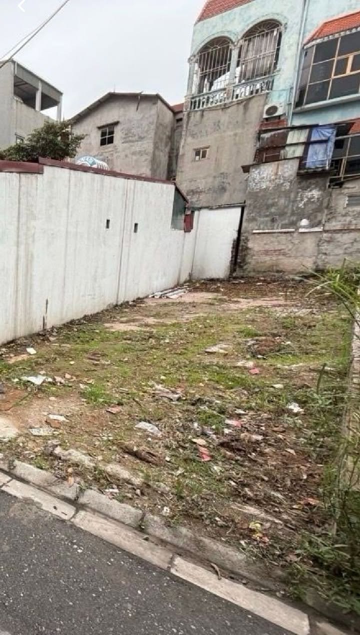 Bán Đất Thuận An 80m² Sổ Đỏ - Ngõ Thông Ô Tô - Giá 5.8 Tỷ