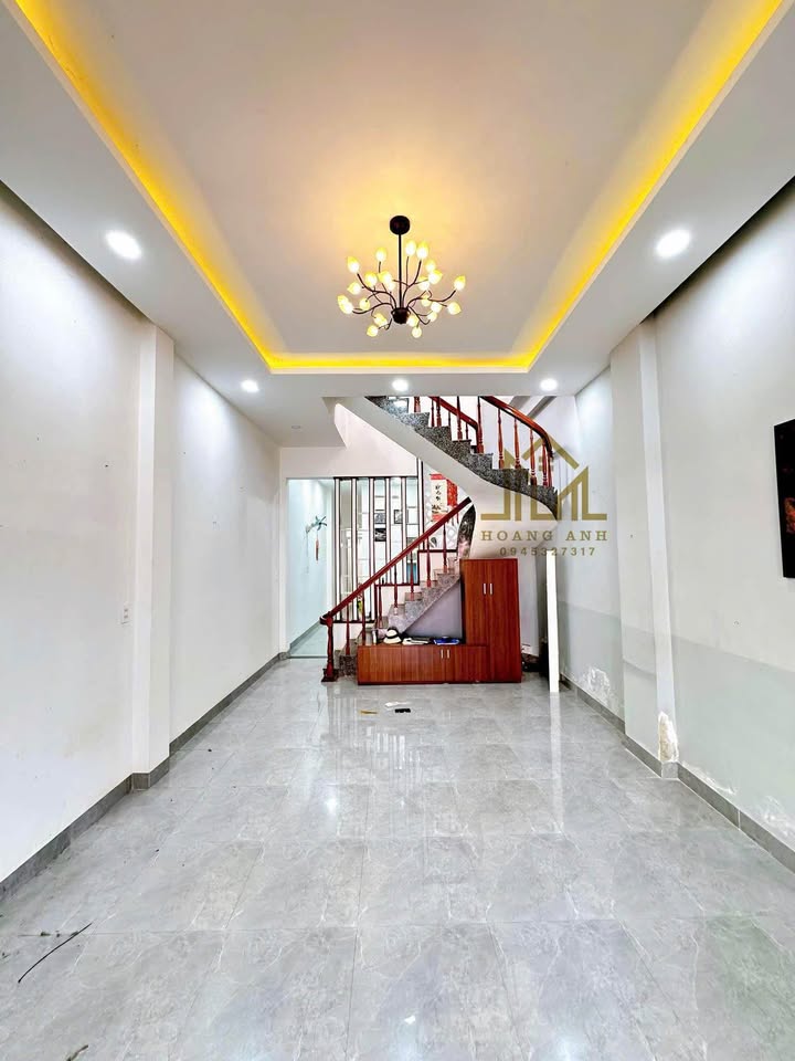 Mặt Tiền Kinh Doanh Điện Biên Phủ BMT 90m² - Giá 10 Triệu/Tháng